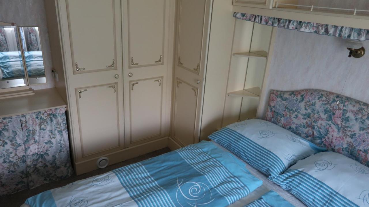 Privat Ave-Mobilhaus Villa Liptovský Mikuláš Buitenkant foto